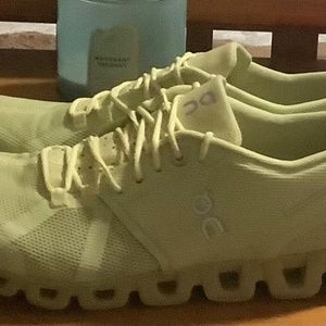 QC Size 10 Chartreuse (Endive)